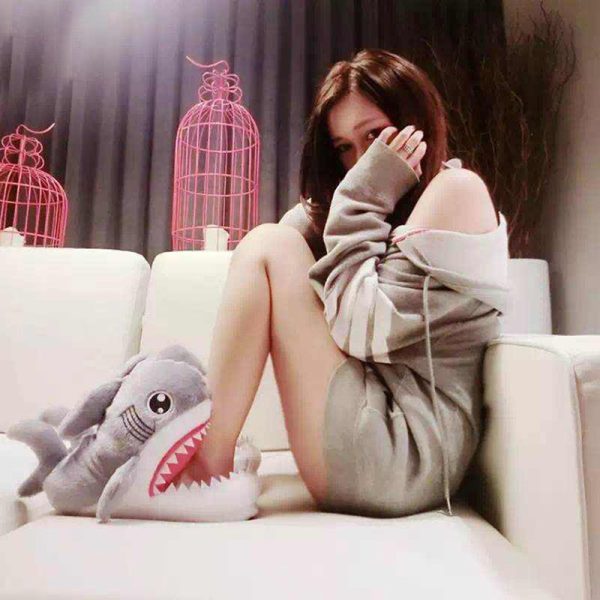 Winter Slippers Women and Men Fashion Shark Slipper Cotton Warm Indoor slippers Lovely Cartoon Women Slippers Unisex - Image 4